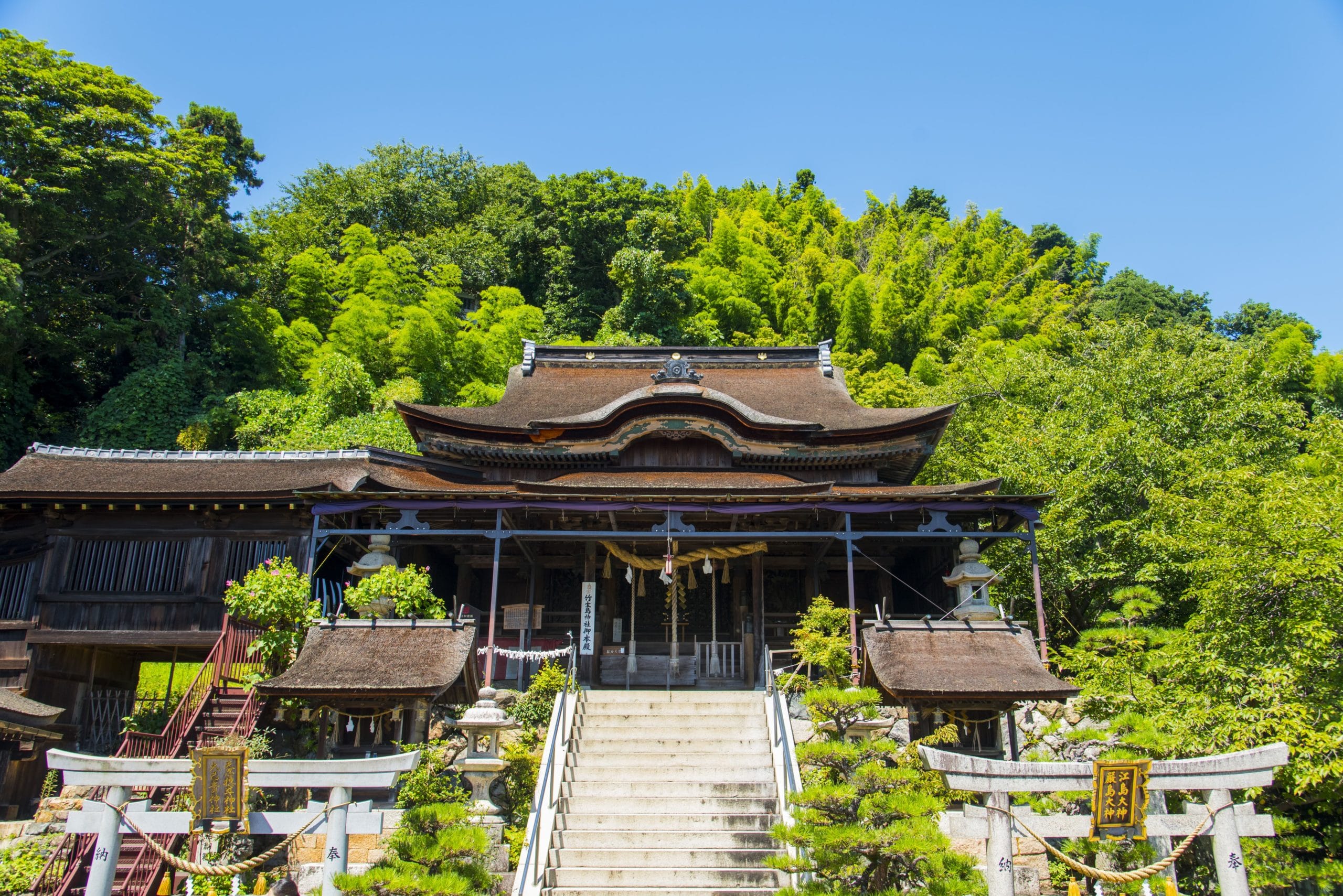 竹生島神社