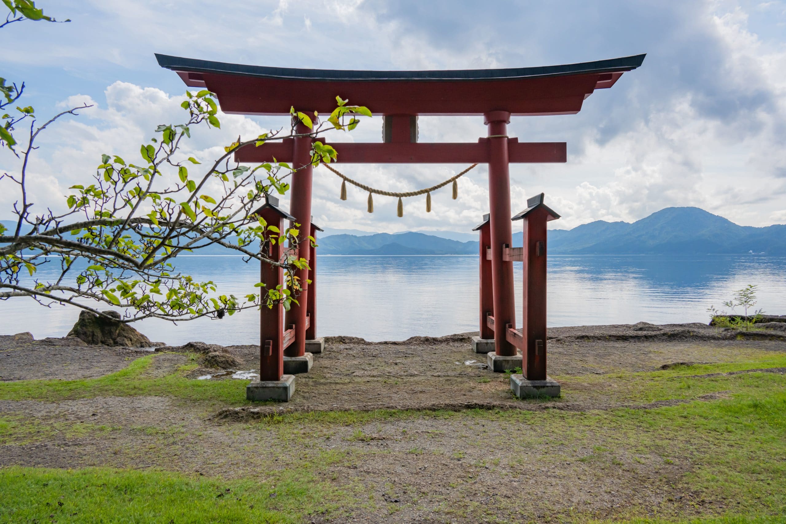 御座石神社